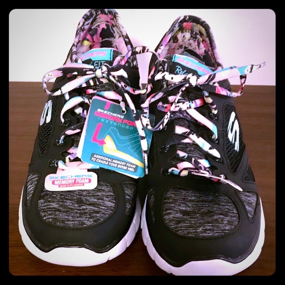 Skechers Shoes - Skechers Relax Fit Memory Foam Gel-Infused 👟